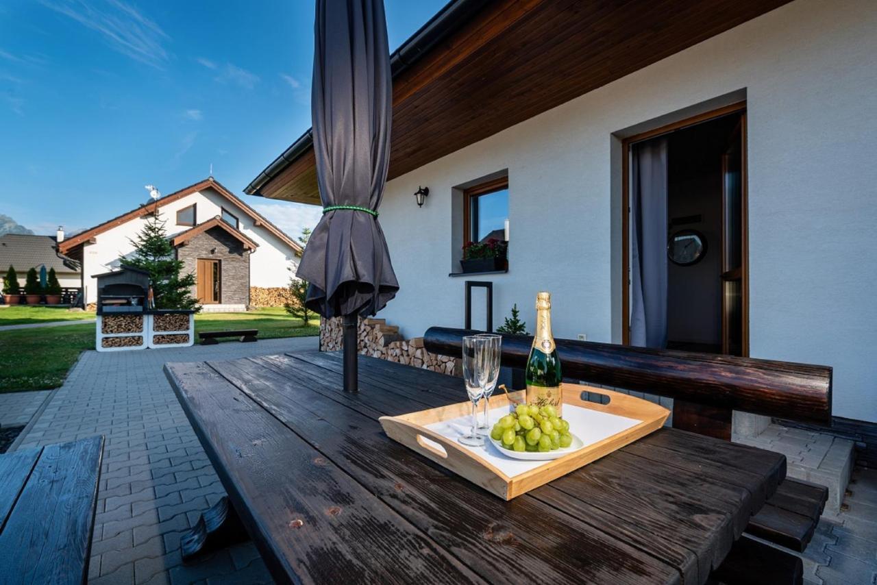 Villa Jasen Stará Lesná Exteriör bild